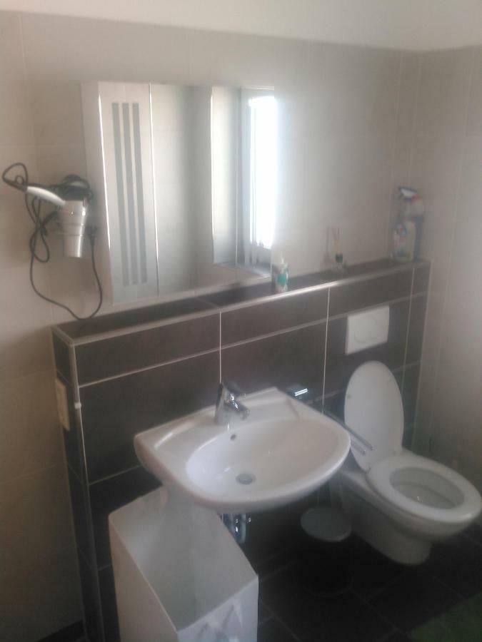 Ferienwohnung Zum Kletterturm Kaufbeuren Exteriör bild